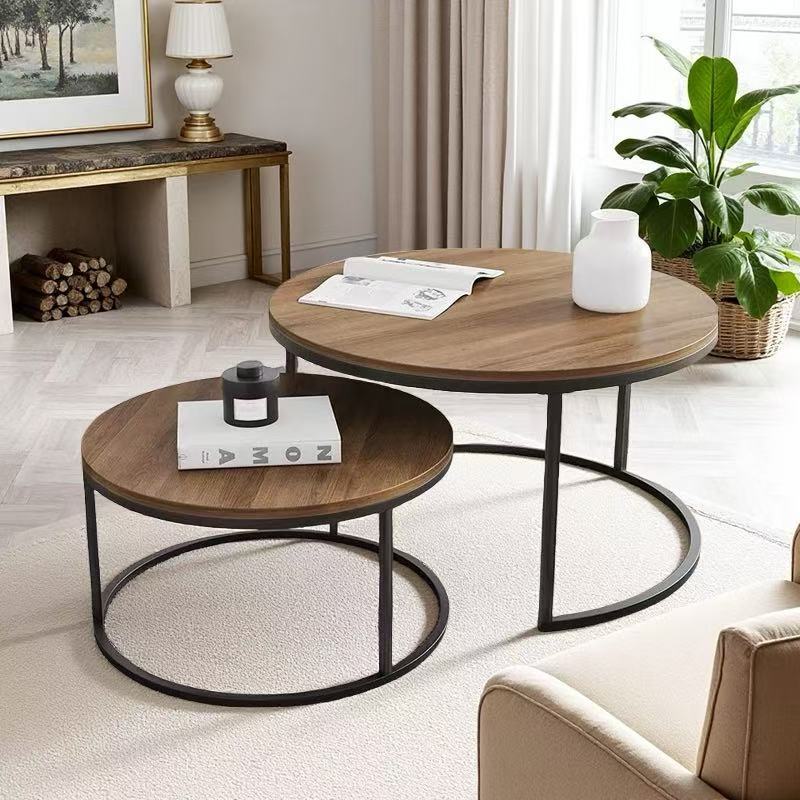 Set 2 masute rotunde de cafea cu efect de marmura, blat MDF, cadru metalic auriu, 70x45 cm si 50x38 cm